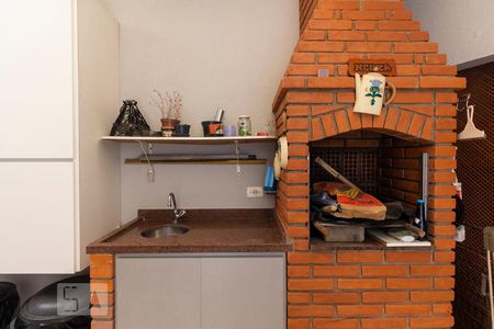 Casa à venda com 160m², 4 quartos e 4 vagasChurrasqueira