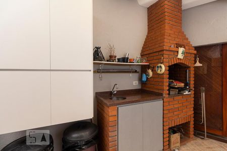 Casa à venda com 160m², 4 quartos e 4 vagasChurrasqueira