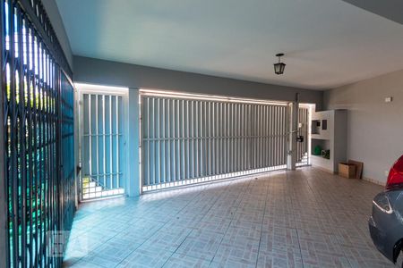 Casa à venda com 160m², 4 quartos e 4 vagasGaragem