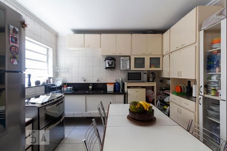 Casa à venda com 160m², 4 quartos e 4 vagasCozinha