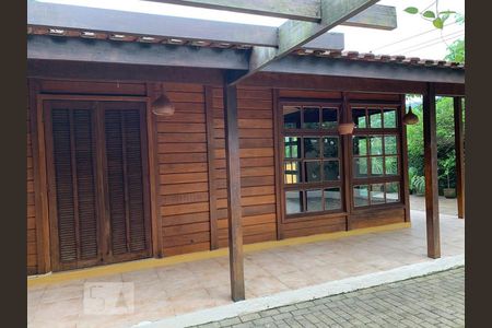 Casa de condomínio à venda com 180m², 4 quartos e sem vaga Casa de condomínio à venda com 180m², 4 quartos e sem vagaÁrea de fora