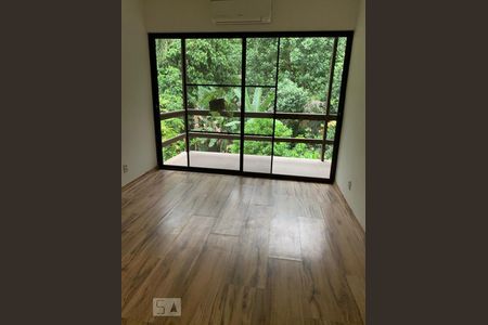 Casa de condomínio à venda com 180m², 4 quartos e sem vaga Casa de condomínio à venda com 180m², 4 quartos e sem vagaQuarto 3