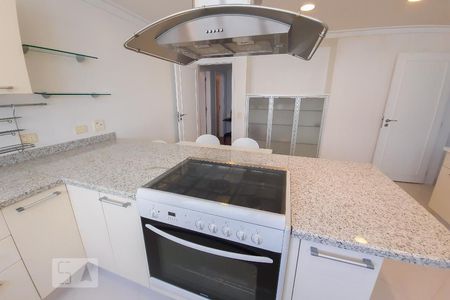 Apartamento à venda com 240m², 4 quartos e 3 vagas Apartamento à venda com 240m², 4 quartos e 3 vagasCozinha
