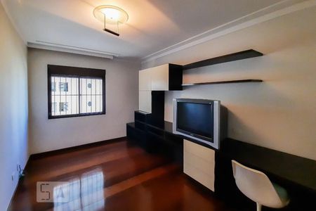 Apartamento à venda com 240m², 4 quartos e 3 vagas Apartamento à venda com 240m², 4 quartos e 3 vagasQuarto