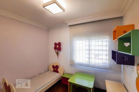 Apartamento à venda com 240m², 4 quartos e 3 vagas Apartamento à venda com 240m², 4 quartos e 3 vagasSuíte 2