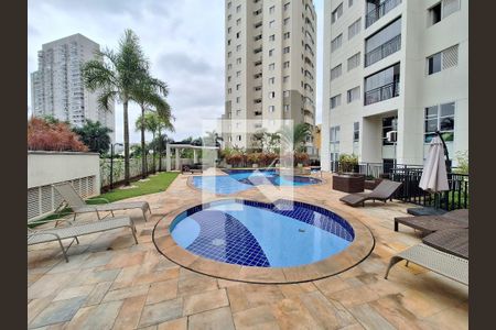 Apartamento à venda com 48m², 2 quartos e 1 vaga Apartamento à venda com 48m², 2 quartos e 1 vagaÁrea comum - Piscina