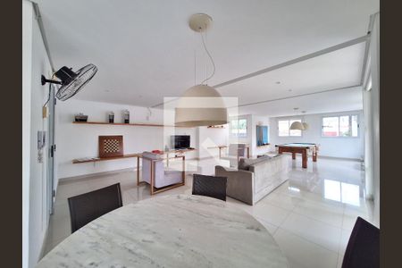 Apartamento à venda com 48m², 2 quartos e 1 vaga Apartamento à venda com 48m², 2 quartos e 1 vagaÁrea comum - Salão de festas