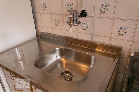 Apartamento à venda com 65m², 2 quartos e 1 vagaBanheiro - Torneira