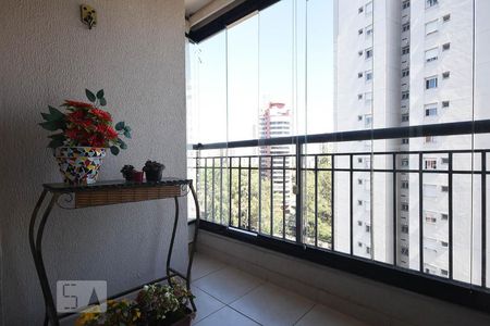 Varanda de apartamento para alugar com 3 quartos, 64m² em Jardim Parque Morumbi, São Paulo