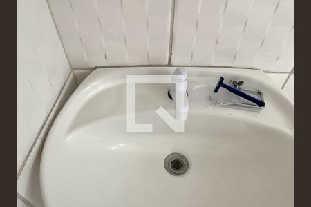 Apartamento à venda com 54m², 2 quartos e 1 vaga Apartamento à venda com 54m², 2 quartos e 1 vagaBanheiro