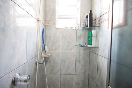 Casa à venda com 174m², 4 quartos e 2 vagas Casa à venda com 174m², 4 quartos e 2 vagasBanheiro