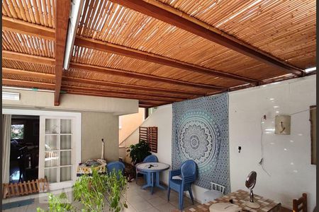 Casa de condomínio à venda com 310m², 3 quartos e sem vaga Casa de condomínio à venda com 310m², 3 quartos e sem vagaQuintal