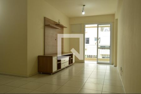 Sala  de apartamento para alugar com 2 quartos, 70m² em Taquara, Rio de Janeiro