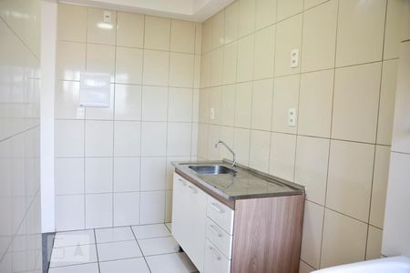 Cozinha Entrada de apartamento para alugar com 2 quartos, 52m² em Vila Taquari, São Paulo