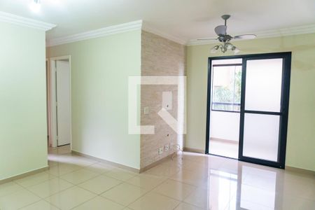 Sala de apartamento para alugar com 3 quartos, 74m² em Vila do Encontro, São Paulo