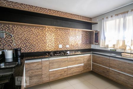 Apartamento à venda com 198m², 2 quartos e 2 vagasCozinha