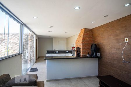 Apartamento à venda com 198m², 2 quartos e 2 vagasCobertura