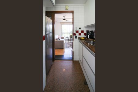 Apartamento à venda com 129m², 1 quarto e 3 vagas Apartamento à venda com 129m², 1 quarto e 3 vagasÁrea de Serviço