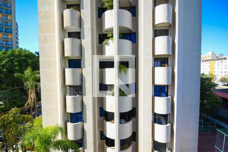 Apartamento à venda com 129m², 1 quarto e 3 vagas Apartamento à venda com 129m², 1 quarto e 3 vagasVista Quarto