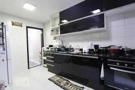Cozinha de casa para alugar com 3 quartos, 131m² em Anil, Rio de Janeiro