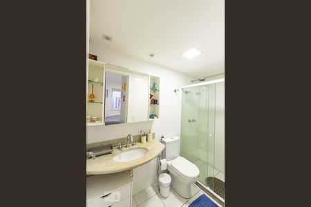 Apartamento à venda com 70m², 2 quartos e 1 vagaBanheiro da Suíte