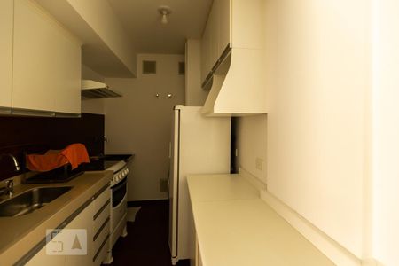Cozinha de apartamento para alugar com 1 quarto, 47m² em Bela Vista, São Paulo