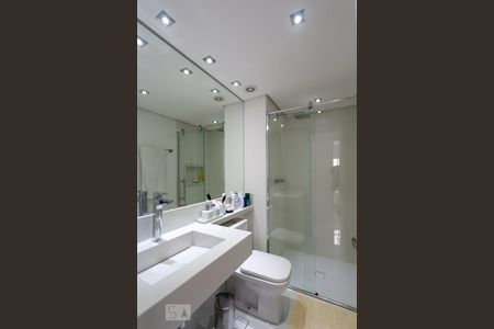 Apartamento para alugar com 110m², 3 quartos e 2 vagas Apartamento para alugar com 110m², 3 quartos e 2 vagasBanheiro
