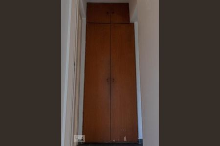 Apartamento à venda com 58m², 2 quartos e 1 vagaArmário Corredor