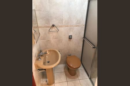 Casa para alugar com 240m², 3 quartos e 2 vagas Casa para alugar com 240m², 3 quartos e 2 vagasBanheiro 3