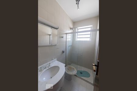 Casa à venda com 250m², 3 quartos e 2 vagas Casa à venda com 250m², 3 quartos e 2 vagasBanheiro Social 2