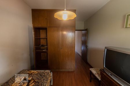 Casa à venda com 250m², 3 quartos e 2 vagas Casa à venda com 250m², 3 quartos e 2 vagasQuarto 3