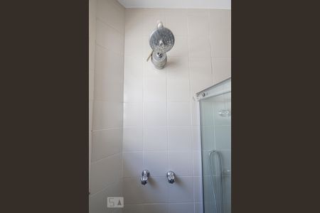 Casa à venda com 250m², 3 quartos e 2 vagas Casa à venda com 250m², 3 quartos e 2 vagasBanheiro Social