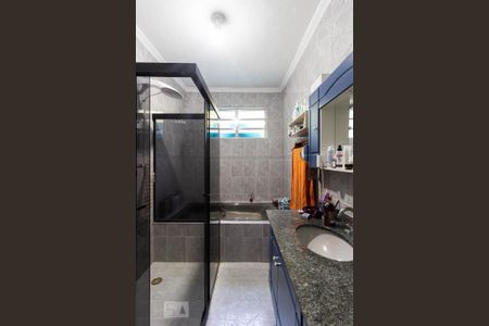 Casa à venda com 244m², 4 quartos e 3 vagasBanheiro