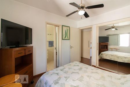 Suíte de apartamento para alugar com 3 quartos, 94m² em Vila Olímpia, São Paulo