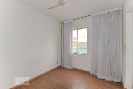 Apartamento à venda com 110m², 3 quartos e 1 vaga Apartamento à venda com 110m², 3 quartos e 1 vagaQuarto 2