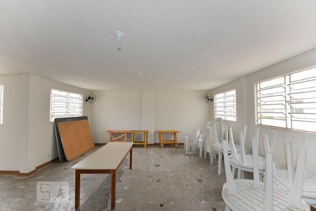 Apartamento à venda com 110m², 3 quartos e 1 vaga Apartamento à venda com 110m², 3 quartos e 1 vagaSalão de festas