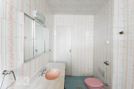 Apartamento à venda com 110m², 3 quartos e 1 vaga Apartamento à venda com 110m², 3 quartos e 1 vagaBanheiro