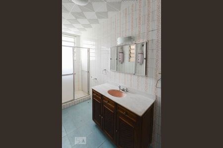 Apartamento à venda com 110m², 3 quartos e 1 vaga Apartamento à venda com 110m², 3 quartos e 1 vagaBanheiro