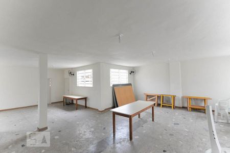 Apartamento à venda com 110m², 3 quartos e 1 vaga Apartamento à venda com 110m², 3 quartos e 1 vagaSalão de festas