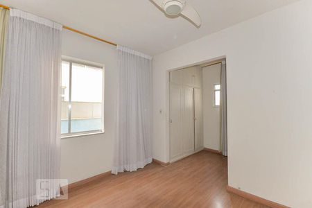 Apartamento à venda com 110m², 3 quartos e 1 vaga Apartamento à venda com 110m², 3 quartos e 1 vagaQuarto 2