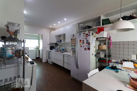 Apartamento à venda com 420m², 5 quartos e 3 vagasCozinha