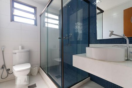 Apartamento à venda com 420m², 5 quartos e 3 vagasBanheiro da Suíte 2