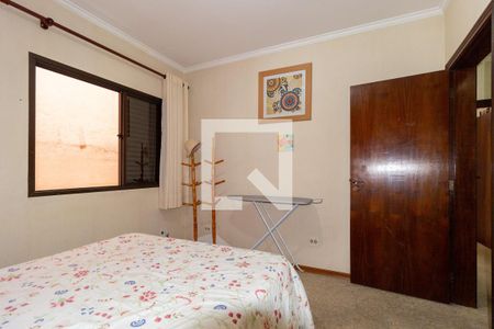 Casa à venda com 216m², 3 quartos e 4 vagas Casa à venda com 216m², 3 quartos e 4 vagasQuarto 2