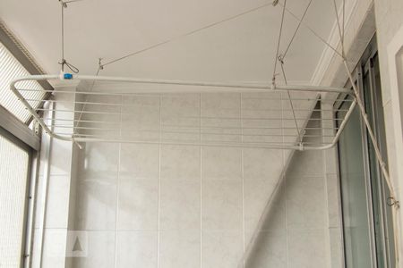 Apartamento à venda com 83m², 2 quartos e 1 vagaÁrea de Serviço