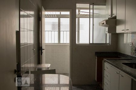 Apartamento à venda com 83m², 2 quartos e 1 vagaCozinha