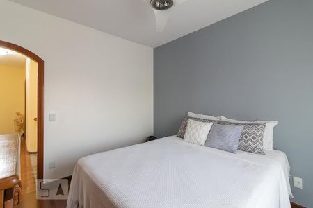 Casa à venda com 240m², 3 quartos e 5 vagas Casa à venda com 240m², 3 quartos e 5 vagasSuíte