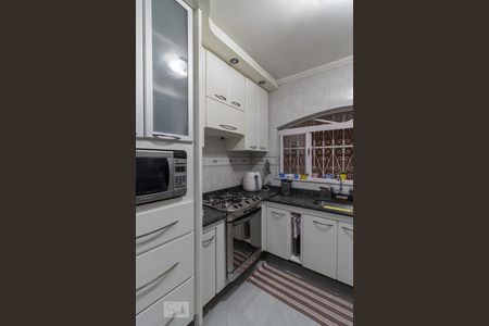 Casa à venda com 240m², 3 quartos e 5 vagas Casa à venda com 240m², 3 quartos e 5 vagasCozinha