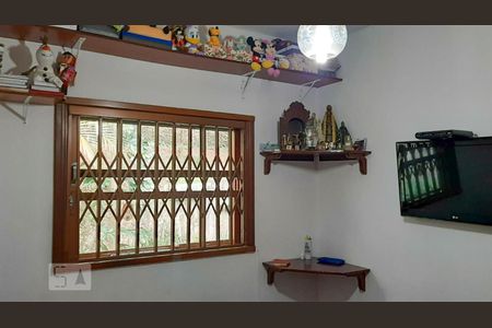 Casa à venda com 250m², 3 quartos e 4 vagas Casa à venda com 250m², 3 quartos e 4 vagasQuarto 2