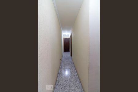 Corredor de casa para alugar com 3 quartos, 300m² em Parque Continental Ii, Guarulhos