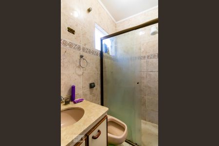 Casa à venda com 215m², 3 quartos e 2 vagas Casa à venda com 215m², 3 quartos e 2 vagasBanheiro da Suíte 2